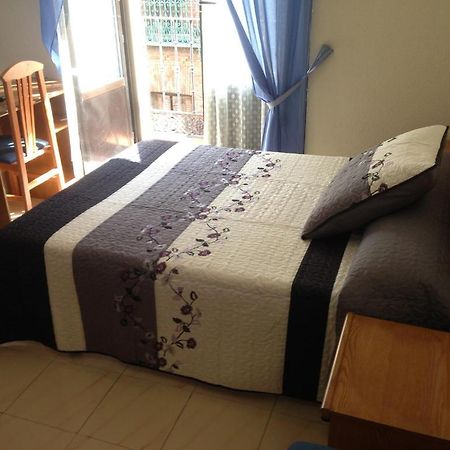 Hostal Fernandez Μαδρίτη Εξωτερικό φωτογραφία