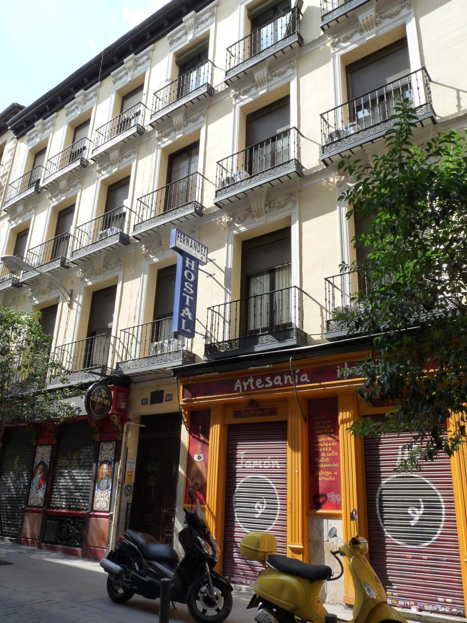 Hostal Fernandez Μαδρίτη Εξωτερικό φωτογραφία